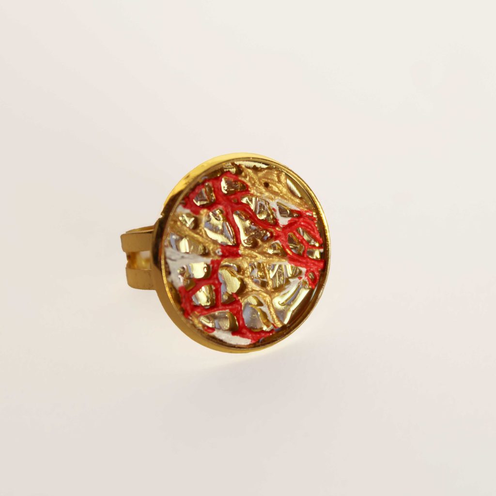 Anello collezione "Natura" rodiato dorato in fibra di fico d'india oro, rosso e bianco