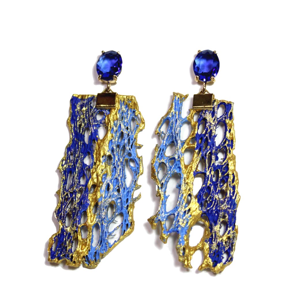 Orecchini dorati collezione "Opuntia Preziosa", in fibra di fico d'india oro, blu e azzurro