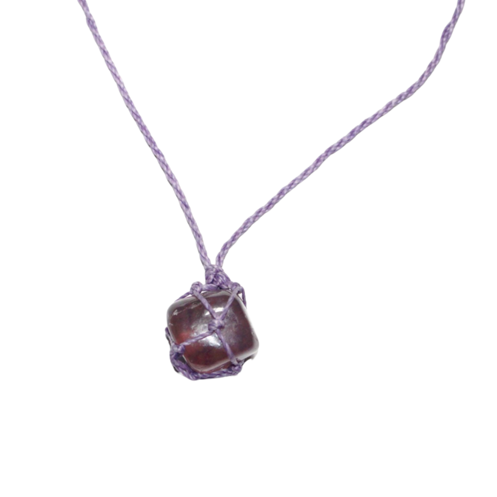 Collana collezione " Nodi di Natura" in macramè con Fluorite